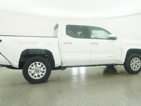 New 2026 Toyota Tacoma SR5 AWD/4WD image 20