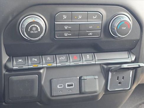 New 2026 Chevrolet Silverado 1500 W/T w/ WT Value Package AWD/4WD image 24