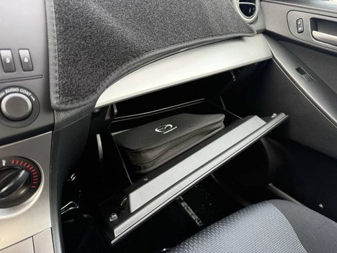 Used 2010 MAZDA MAZDA3 i Touring FWD image 21