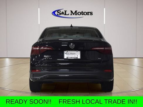 Used 2023 Volkswagen Jetta SE FWD image 7