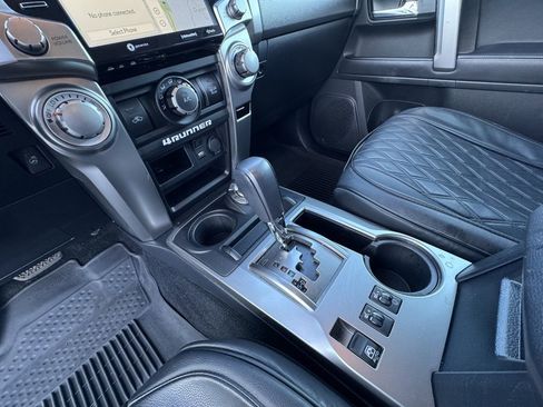 Used 2023 Toyota 4Runner SR5 Premium image 29