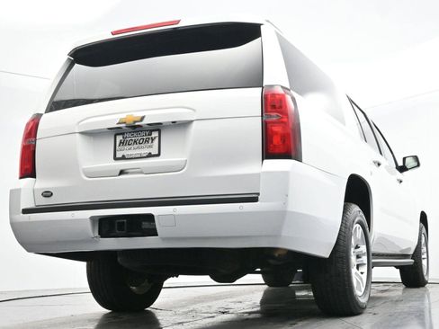 Used 2015 Chevrolet Suburban LT image 57