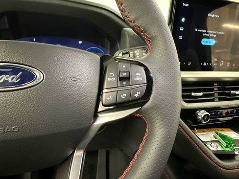 New 2026 Ford Explorer ST-Line w/ ST-Line Street Pack image 9