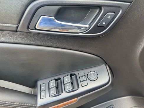 Used 2016 Chevrolet Tahoe LTZ image 24