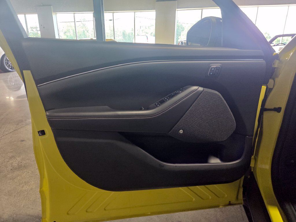 Used 2025 Ford Mustang Mach-E Premium RWD image 11