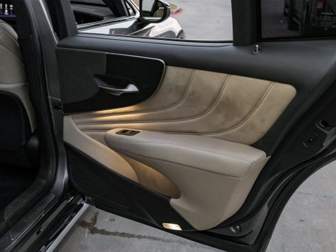 Used 2021 Lexus LS 500 w/ Accessory Package (Z1) image 51