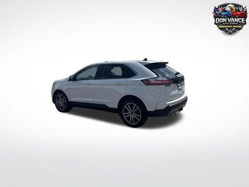Used 2024 Ford Edge Titanium w/ Equipment Group 301A AWD/4WD image 3