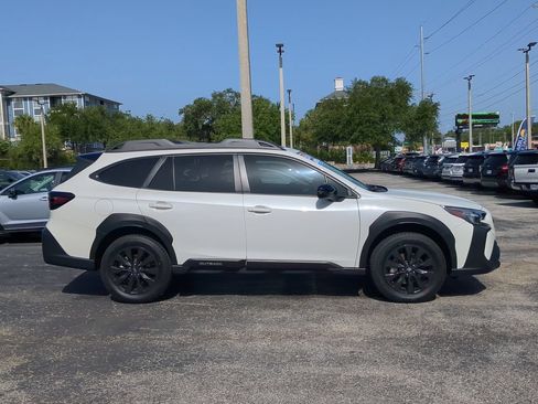 Certified 2024 Subaru Outback Onyx Edition AWD/4WD image 3
