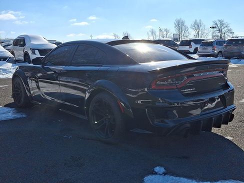 Used 2021 Dodge Charger SRT Hellcat w/ Harman/Kardon Audio Group image 4