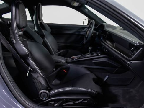 Used 2026 Porsche 911 GT3 RWD image 55