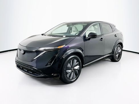 Used 2025 Nissan Ariya FWD image 3