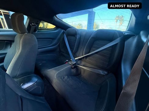 Used 2015 Ford Mustang GT RWD image 21