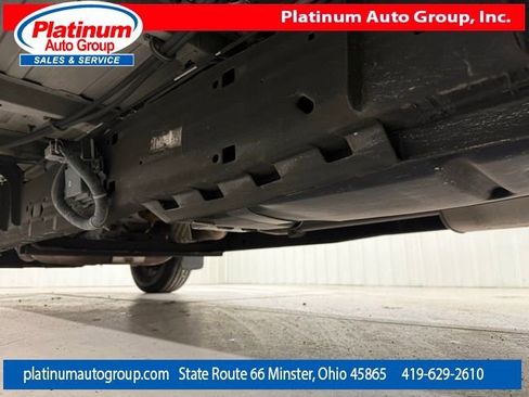 Used 2017 Chevrolet Express 3500 Extended image 9