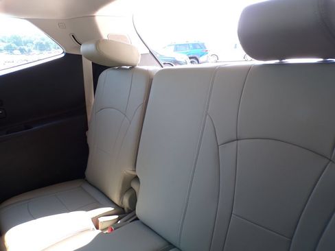 Used 2020 Buick Enclave Premium w/ Sun and Sites Package AWD/4WD image 16