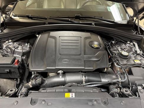 Used 2022 Land Rover Range Rover Velar R-Dynamic S image 28
