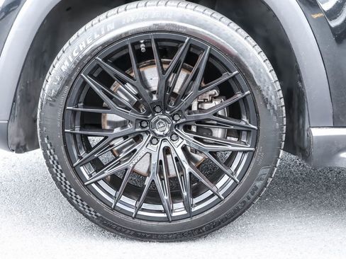 Used 2021 Mercedes-Benz GLS 450 4MATIC image 16