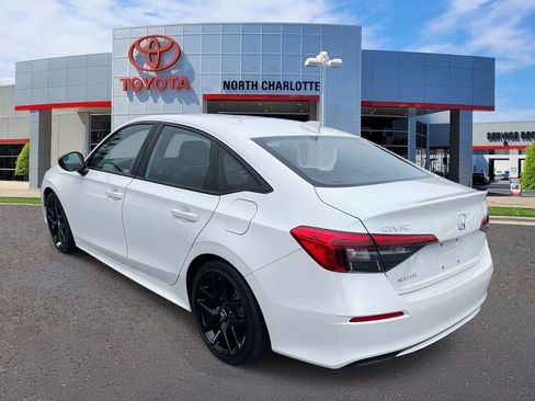 Used 2022 Honda Civic Sport image 7