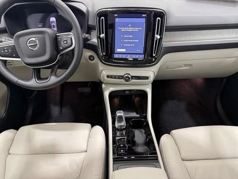 Used 2023 Volvo XC40 B5 Ultimate w/ Climate Package AWD/4WD image 10