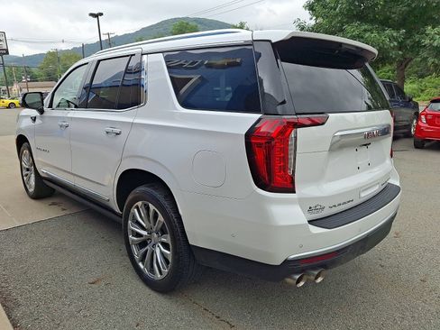 Certified 2024 GMC Yukon Denali w/ Denali Reserve Package AWD/4WD image 4