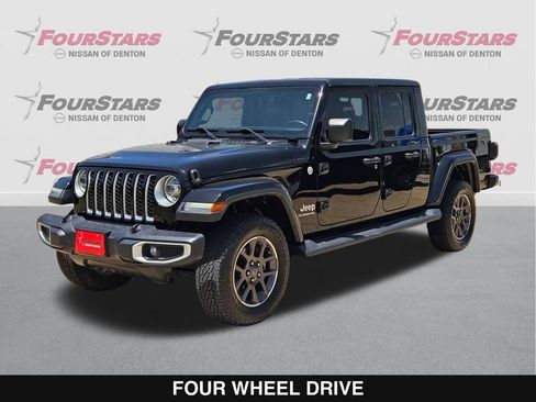 Used 2020 Jeep Gladiator Overland AWD/4WD image 9