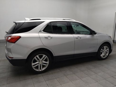 Used 2020 Chevrolet Equinox Premier image 11
