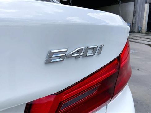 Used 2018 BMW 540i RWD image 30