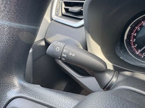 Certified 2023 Toyota RAV4 LE AWD/4WD image 27