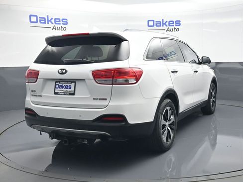 Used 2016 Kia Sorento EX w/ EX Touring Package FWD image 8