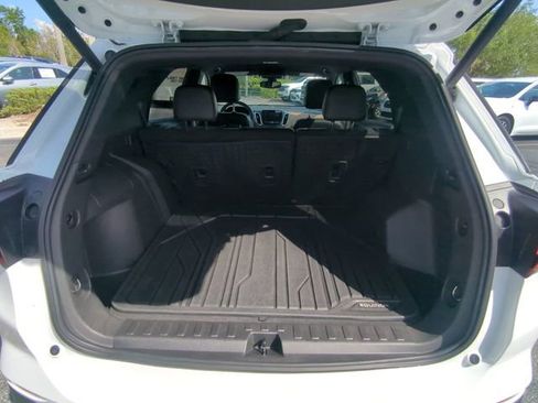 Used 2022 Chevrolet Equinox Premier FWD image 14