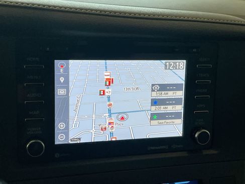 Used 2018 Toyota Sienna XLE w/ XLE Navigation Package image 18