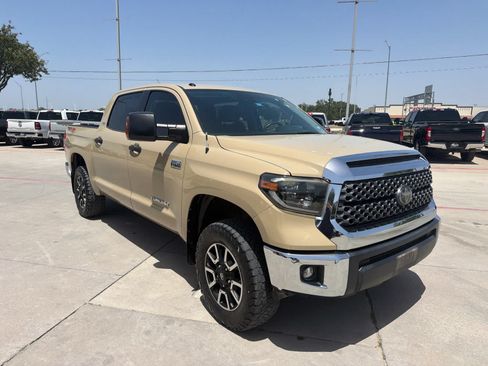 Used 2019 Toyota Tundra SR5 w/ TRD Off Road Package AWD/4WD image 4