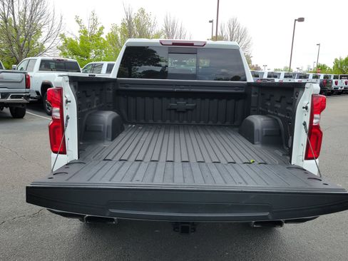 Used 2021 Chevrolet Silverado 1500 LT Trail Boss w/ Convenience Package II AWD/4WD image 15