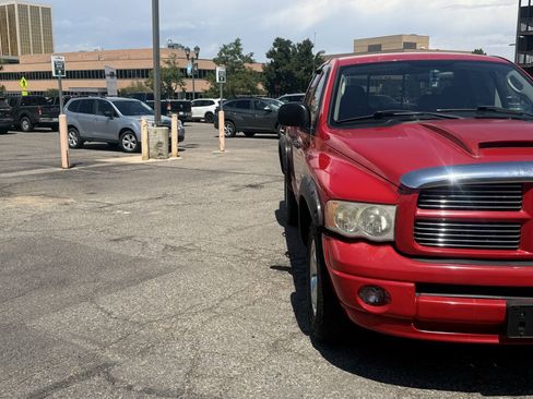 Used 2005 Dodge Ram 1500 Truck SLT w/ Quad Cab Big Horn Value Group AWD/4WD image 4