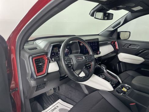Used 2023 GMC Canyon AT4X image 10