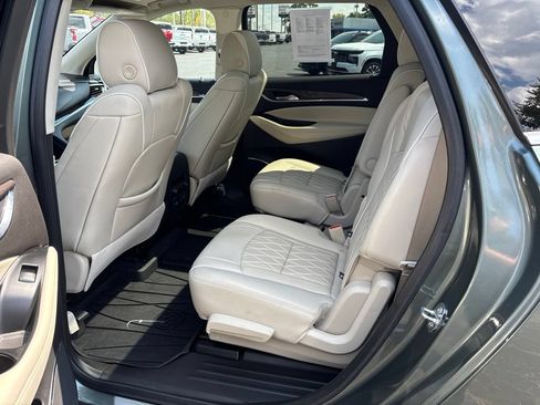 Used 2023 Buick Enclave Avenir w/ Trailering Package, 5000 lbs. AWD/4WD image 14