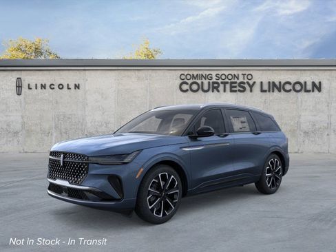 New 2026 Lincoln Nautilus Reserve image 1