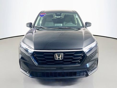 Used 2024 Honda CR-V LX image 3