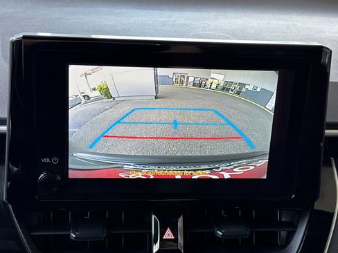 Used 2024 Toyota Corolla SE image 16