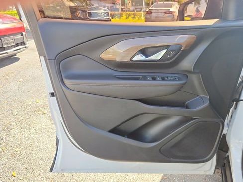 Used 2019 GMC Terrain SLE w/ Black Edition image 14