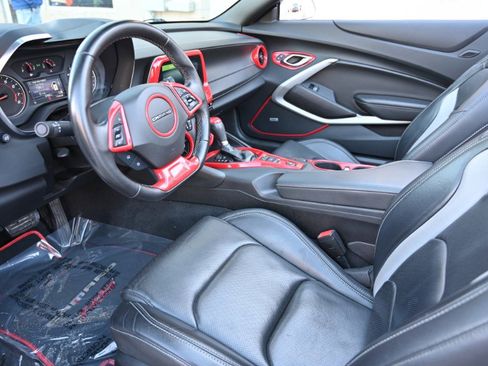 Used 2021 Chevrolet Camaro LT w/ RS Package image 16