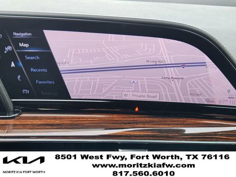Used 2021 Cadillac Escalade Premium Luxury RWD image 17