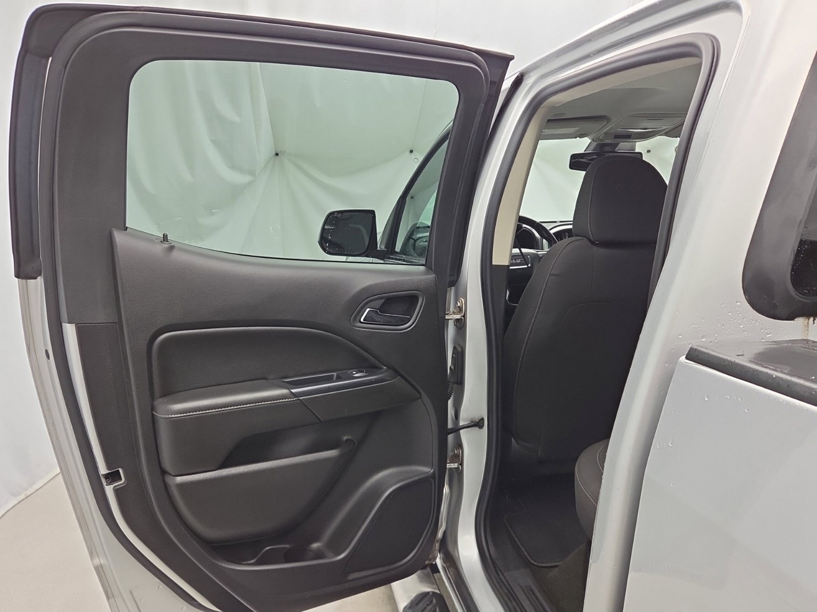 Used 2018 GMC Canyon SLE w/ SLE Convenience Package AWD/4WD image 26