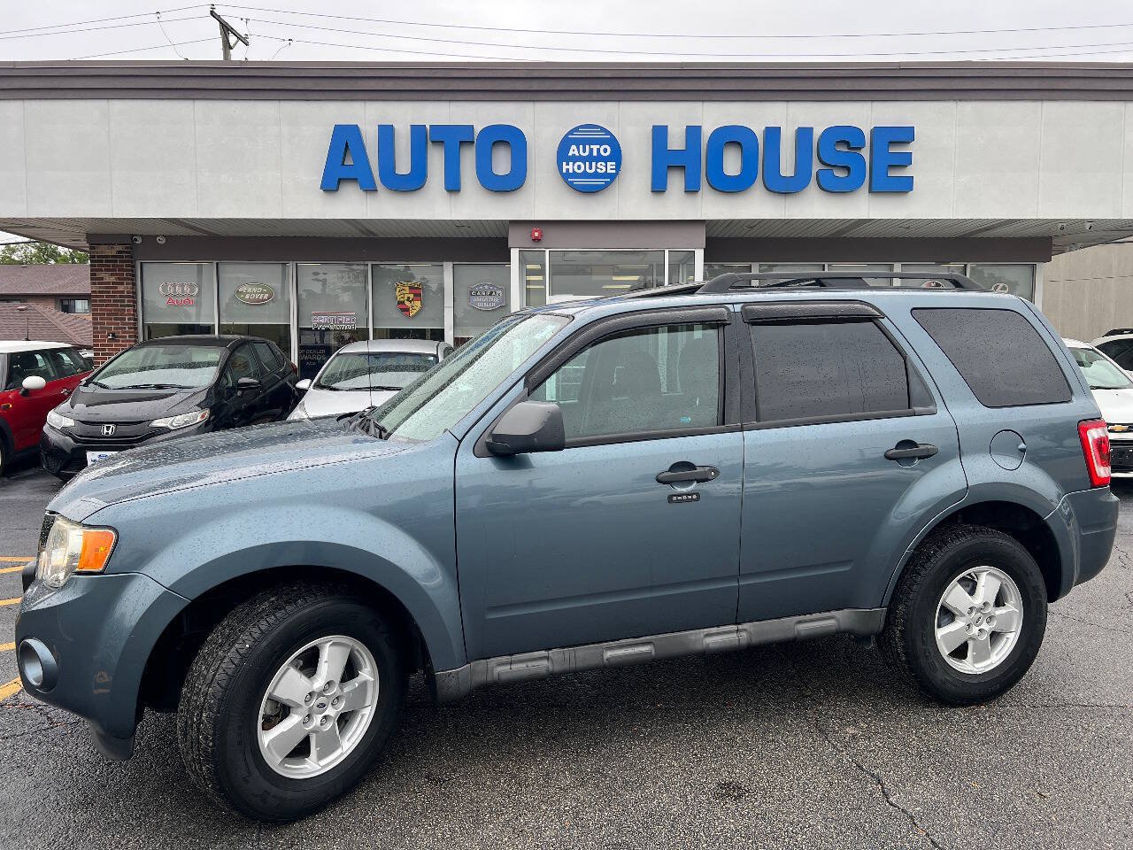 Used 2010 Ford Escape XLT FWD image 9