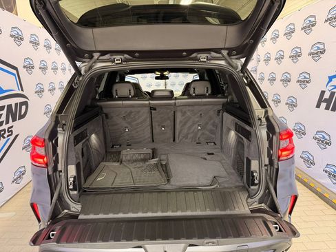 Used 2022 BMW X5 M Competition image 33