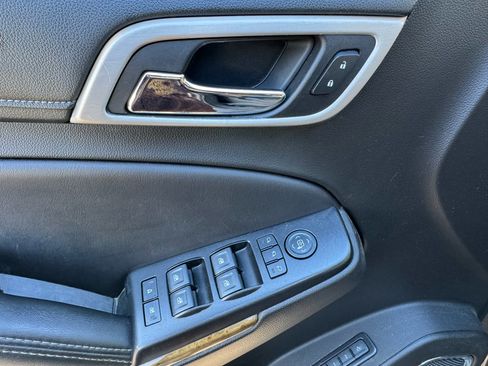 Used 2017 GMC Yukon Denali w/ Open Road Package image 16