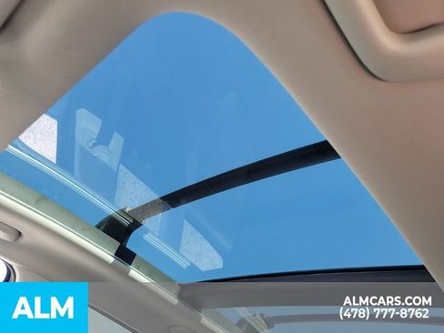 Used 2024 Kia Sportage SX image 18