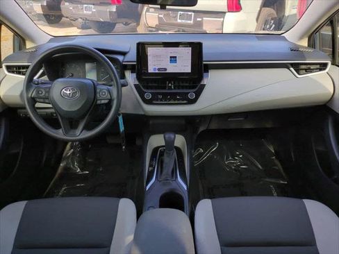 Certified 2025 Toyota Corolla LE image 14