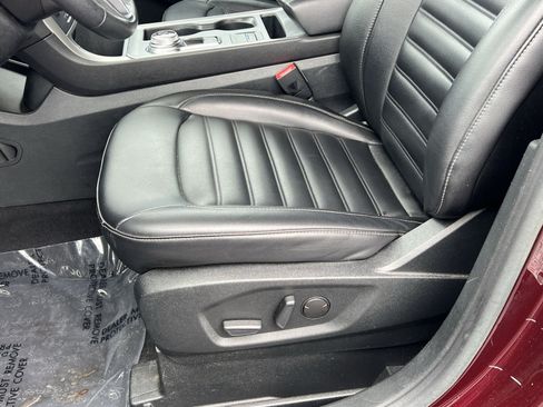 Used 2021 Ford Edge SEL AWD/4WD image 11
