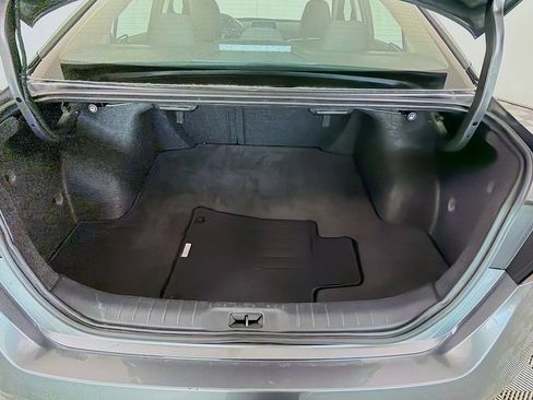 Used 2025 Nissan Altima 2.5 SV FWD image 28