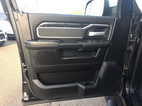 Used 2019 RAM 3500 Big Horn image 19